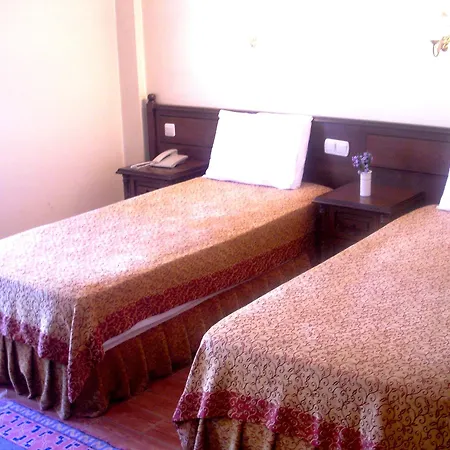 Reutlingen Hof 3* Antalya